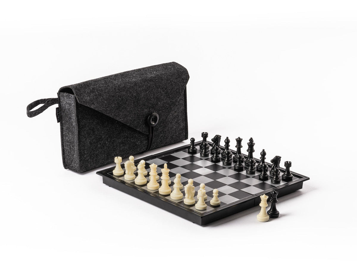 Chess Set Materials Guide: Wood Types, Quality Differences, and How to Choose