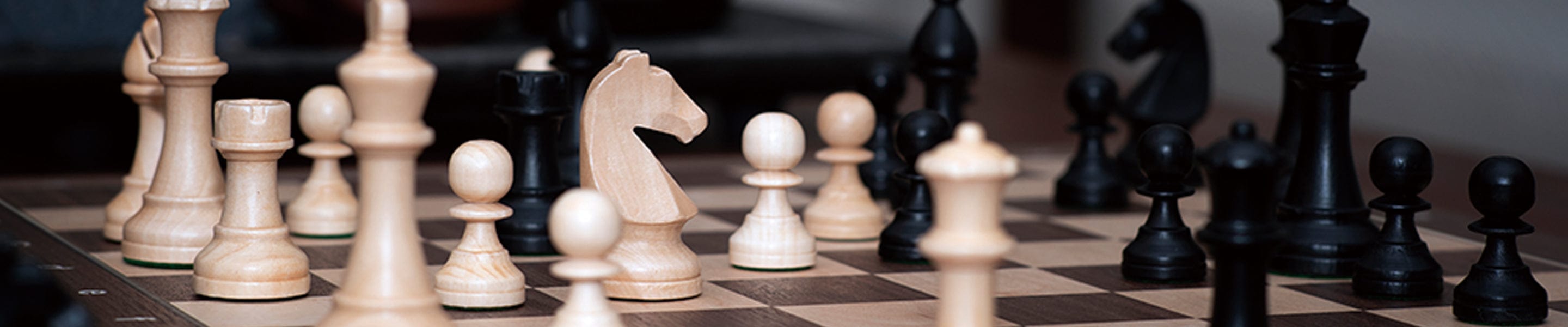 A&A Premium Solid wooden chess pieces