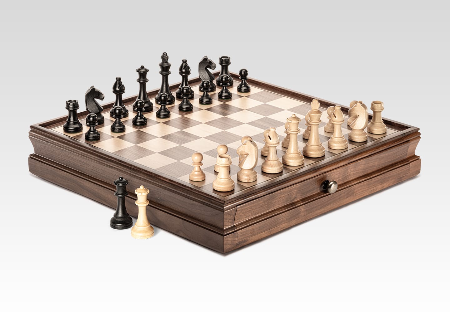 How to Create the Perfect Home Chess Corner in 2026