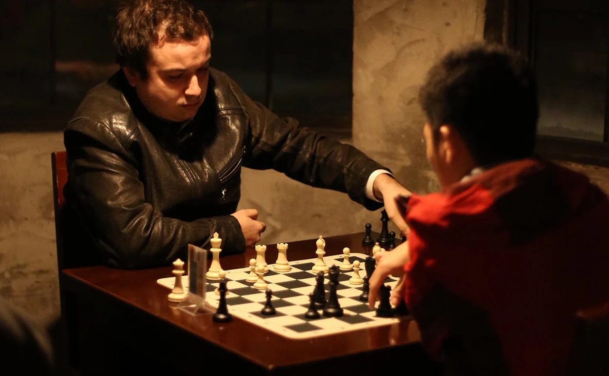 Best Luxury Chess Sets 2025 — Ultimate Collector’s Guide