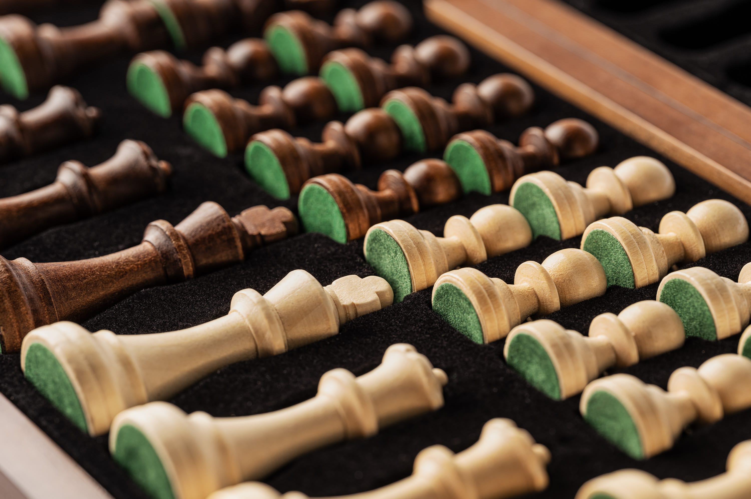 How to Store a Wooden Chess Set: Boxes, Drawers, and Travel Bags