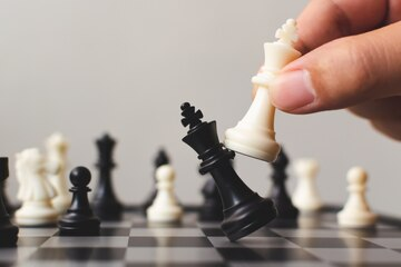 Improve Your Chess Tactics with a 20-Minute Daily Routine