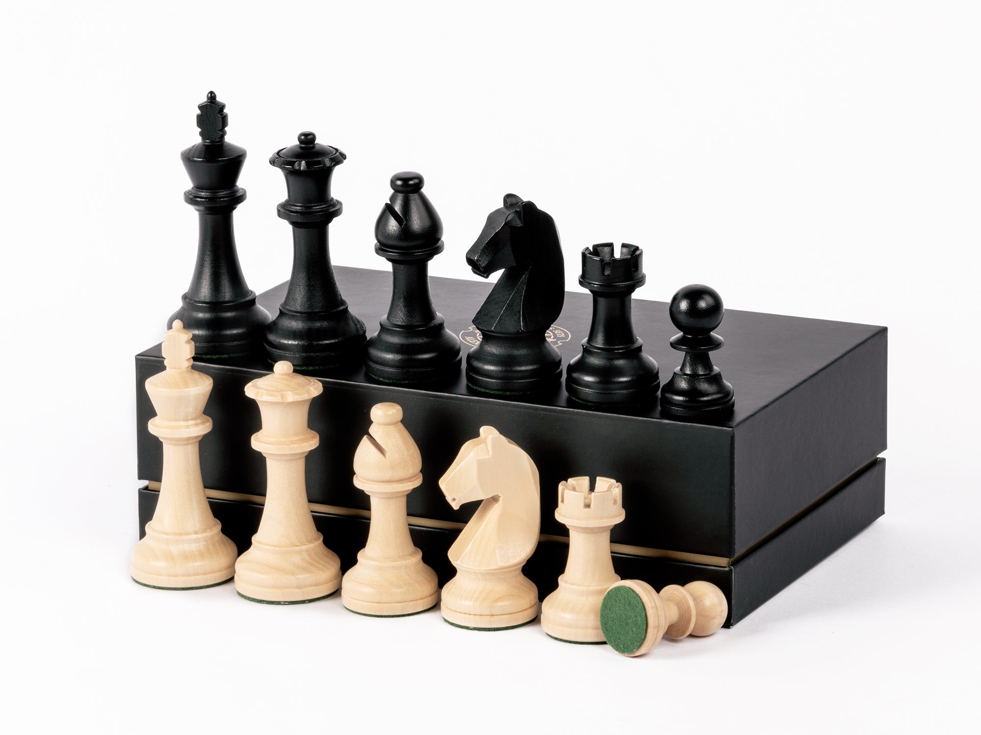 A&A Solid Wood Staunton Chess Pieces/ King Height 3.75"/9.5cm