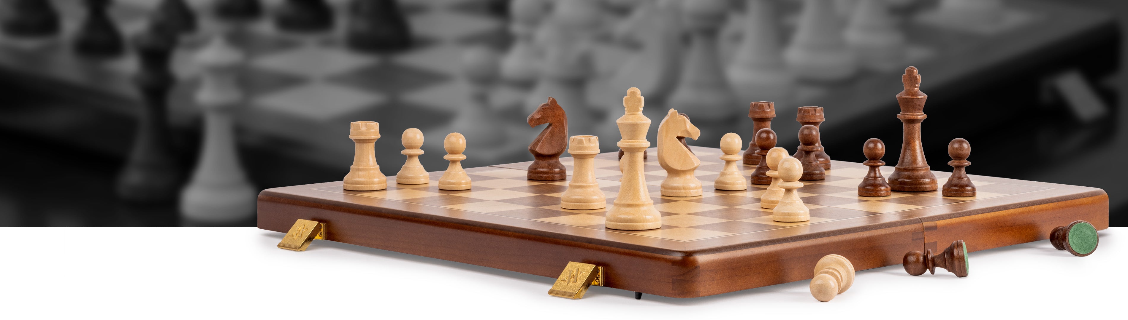 natural wood magnetic chess set